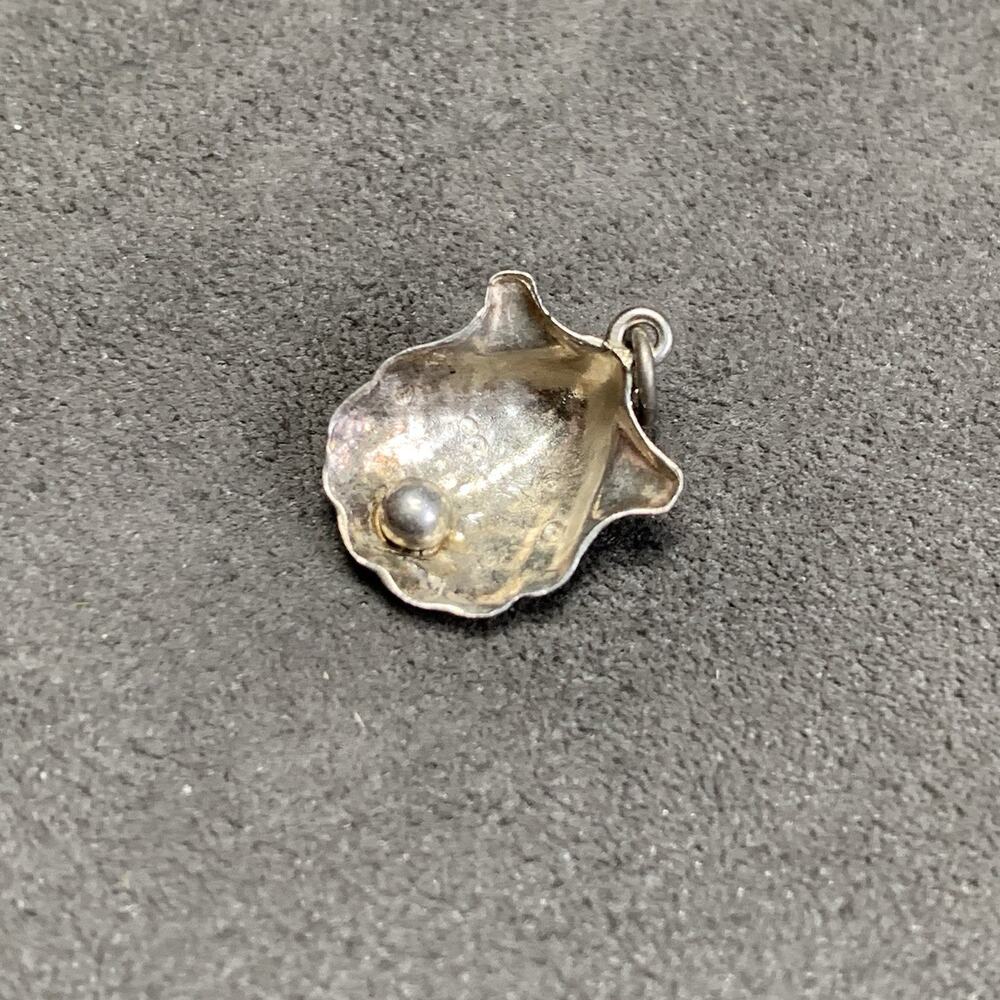 Vintage Silver Oyster Shell With Silver Pearl 925 Sterling Dangle Charm Pendant
